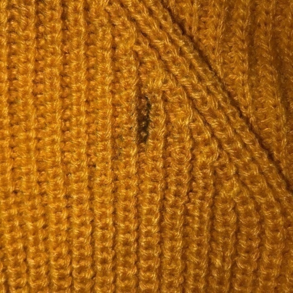 U Neck Yellow Cropped Sweater - Picture 4 of 10